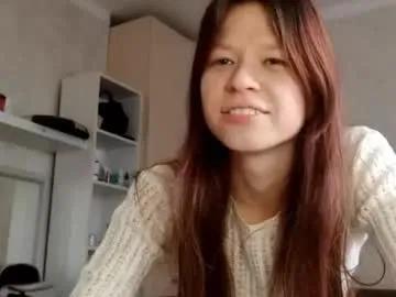 Explore slutty stripper Etsukokolakowski etsukokolakowski from Chaturbate