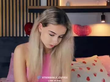 excellent_ella on Chaturbate 