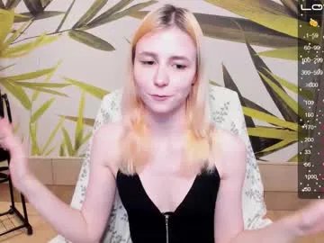 Private fleximona on Chaturbate