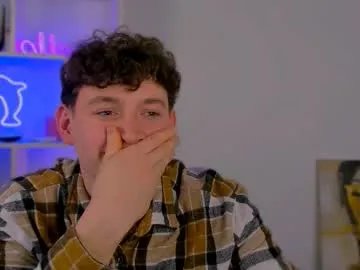 fose_di — Guess the LUCKY number! Guess between 11 and 45 to I show my abs. #ass #c2c #muscle #cum #18