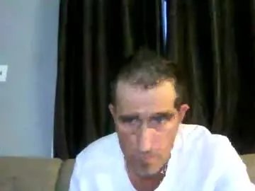 fouraide42 on Chaturbate