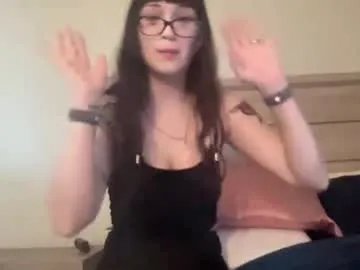 Freechat fragilemasochist on Chaturbate