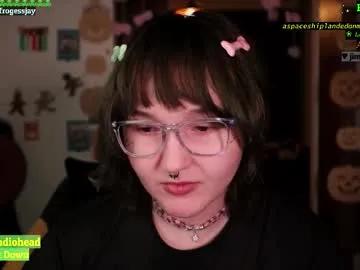 Freechat frogessjay on Chaturbate