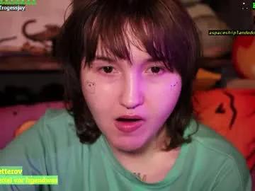 Freechat frogessjay on Chaturbate