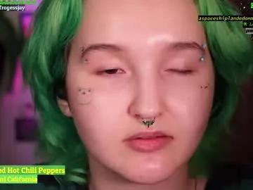 Freechat frogessjay on Chaturbate