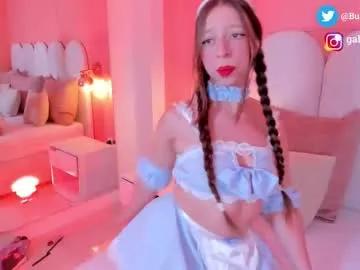 Explore Gabi_bunny, she wants to masturbate for you gabi_bunny from Chaturbate