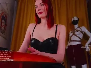 giantess_eva on Chaturbate