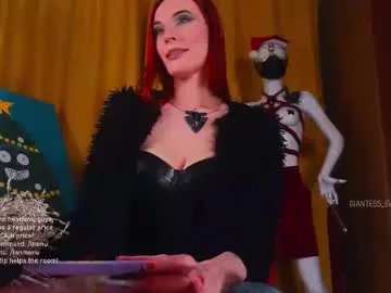 giantess_eva on Chaturbate