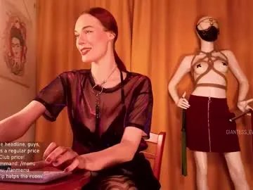 giantess_eva on Chaturbate