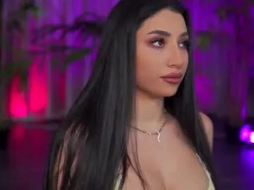 ginavalentinna on Chaturbate