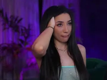 ginavalentinna on Chaturbate