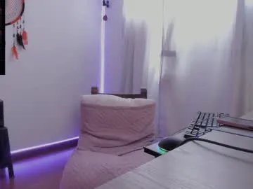 Freechat greenwine_gh on Chaturbate