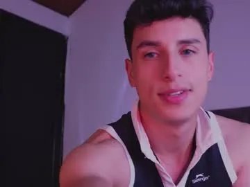 Freechat guy_twinks on Chaturbate