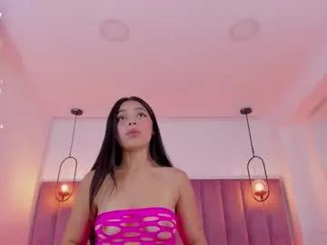 Checkout sweet slut Haily_b haily_b from Chaturbate