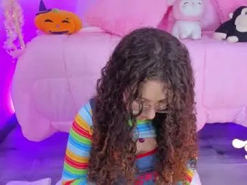 hannacutegod on Chaturbate