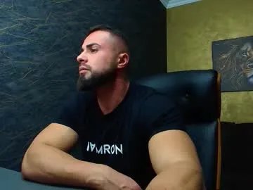 hayeswood on Chaturbate