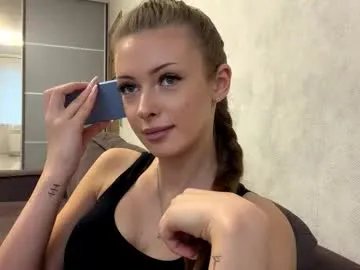 Freechat heart_petal on Chaturbate