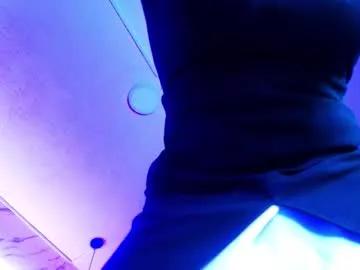 Freechat helenjoness_ on Chaturbate