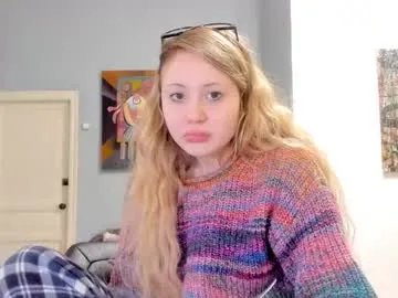 Chaturbate hippy___ is Freechat hippy___ β Goal: TOPLESS BOTH #teen #18 #findom #new #kinky - Next Goal: FULL NAKED DANCE BOTH