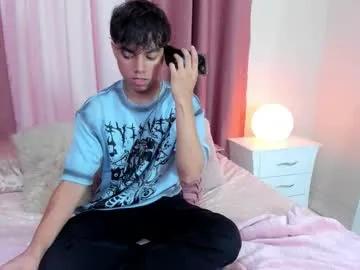 Freechat honeymoon_sariel on Chaturbate