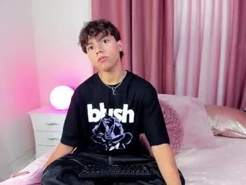 Freechat honeymoon_sariel on Chaturbate