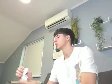 Private hotflirtyfella on Chaturbate