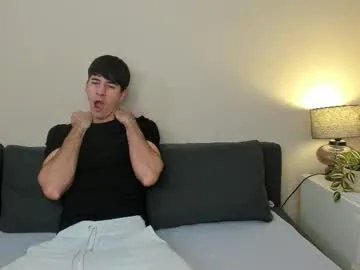 Private hotflirtyfella on Chaturbate