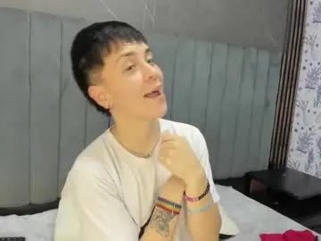 Freechat hothannah_ on Chaturbate