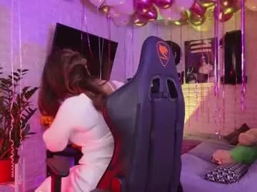 Freechat i_n_d_i_c_a on Chaturbate