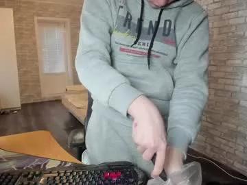 iliaskrislove on Chaturbate 