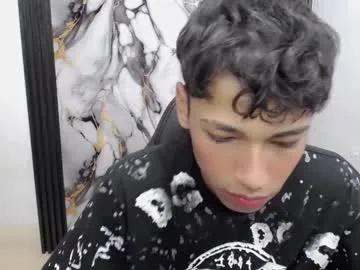 Try 23 years old im_david01 from Chaturbate im_david01 from Chaturbate