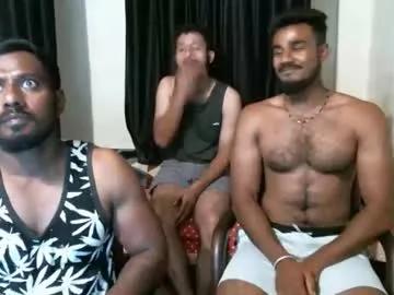 Freechat indiandesiguys2023 on Chaturbate