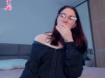 Freechat inellcanty on Chaturbate