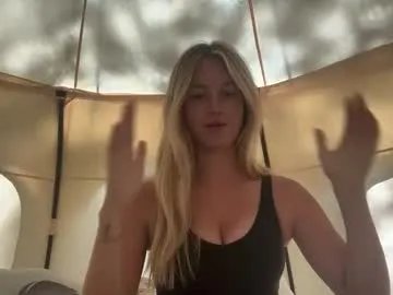 Join 18 years old isabellesings from Chaturbate isabellesings from Chaturbate