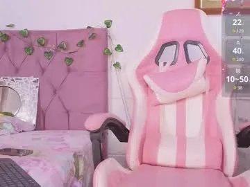 isla_rosee18 on Chaturbate