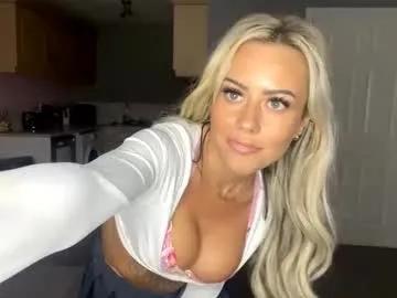 Freechat itsmelolax on Chaturbate