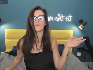 joannelson on Chaturbate