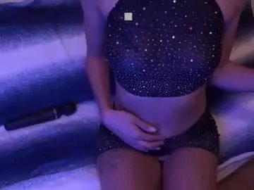 Freechat julie13tuyo on Chaturbate