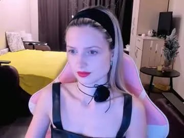 Freechat julie_flores on Chaturbate