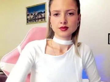 Freechat julie_flores on Chaturbate