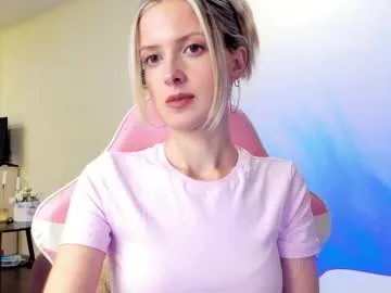 Freechat julie_flores on Chaturbate