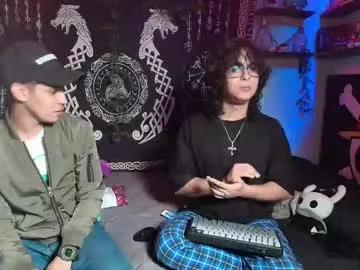 Freechat kariozzz on Chaturbate