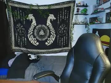 Freechat kariozzz on Chaturbate