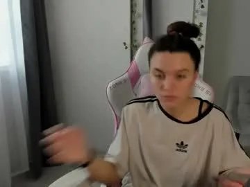 Freechat kesh_mne on Chaturbate