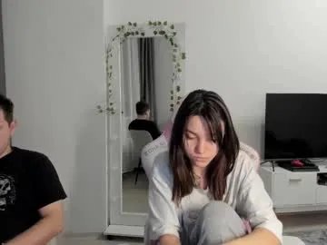 Freechat kesh_mne on Chaturbate