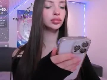 khloeforever on Chaturbate