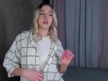 kiki_bloom from Chaturbate