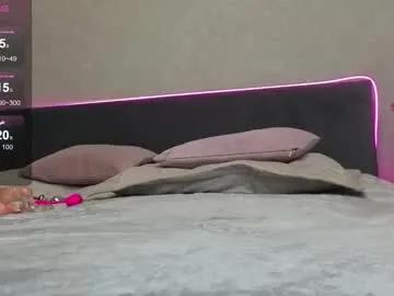 kikiolovely on Chaturbate 