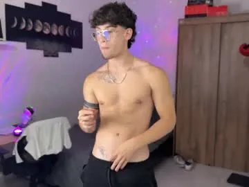 Freechat kisan_smith on Chaturbate