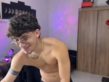 Freechat kisan_smith on Chaturbate